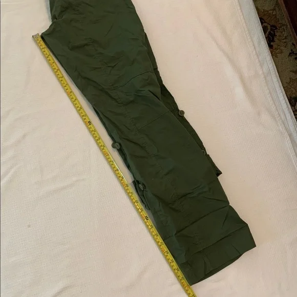Old Navy Dark Green Cargo low waist straight leg Pants size 8 - Picture 11 of 12